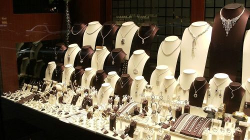 Creative Ways to Display Jewelry for Sale