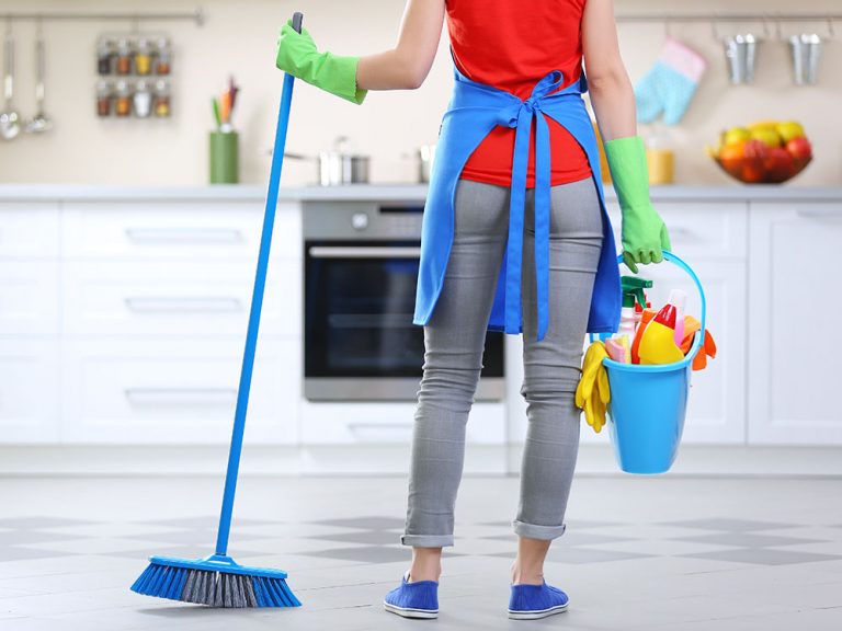 Cleaning Supply Checklist for DIY Home Cleaning