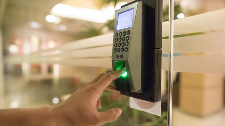 5 advantages of installing an access control in a company