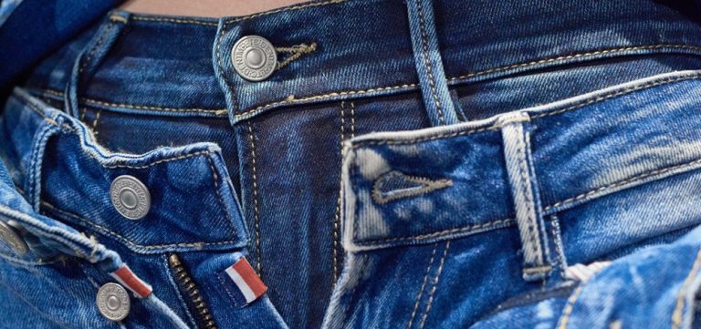 Addressing The Differences: Mom’s Jeans vs. Boyfriend Jeans