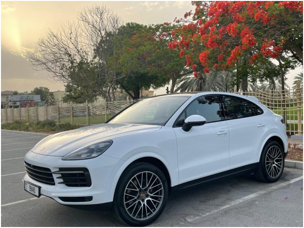 Why Renting Porsche Macan in Dubai is a Luxury Experience?