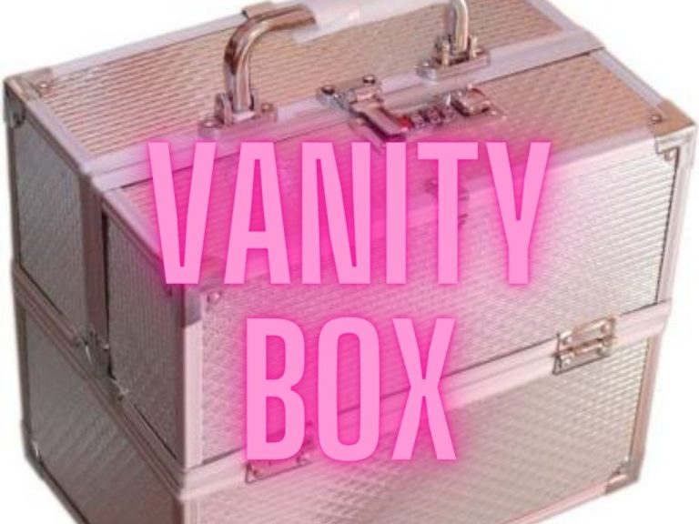 Importance of a makeup vanity box in our society these days