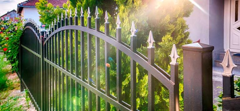 Benefits of using metal garden fencing