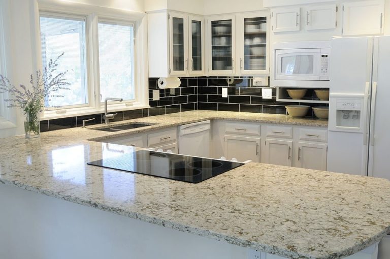 What is the Difference Between Granite Tiles and Porcelain Tiles?