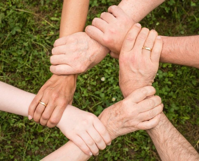 6 Reasons Community Service is Important