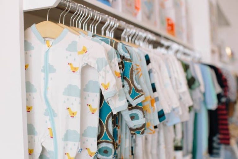 Important Factors To Consider When Buying Baby Pakistani Clothes