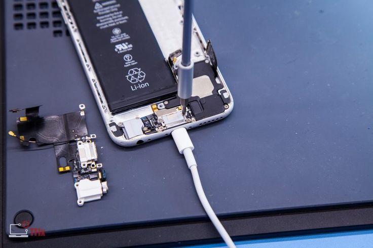 How To Fix An iPhone’s Charging Port – Explained By Cell Phone Repair Store in Idaho