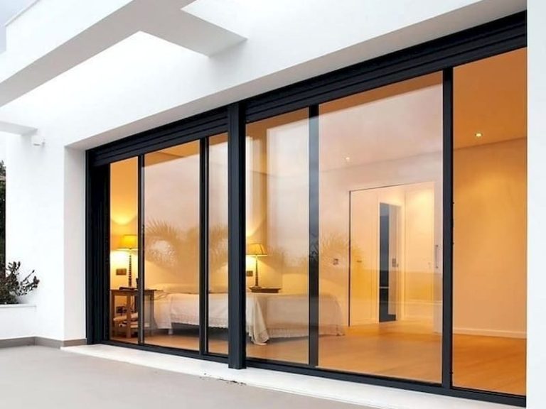 The Difference Between Maintaining And Repairing Sliding Doors