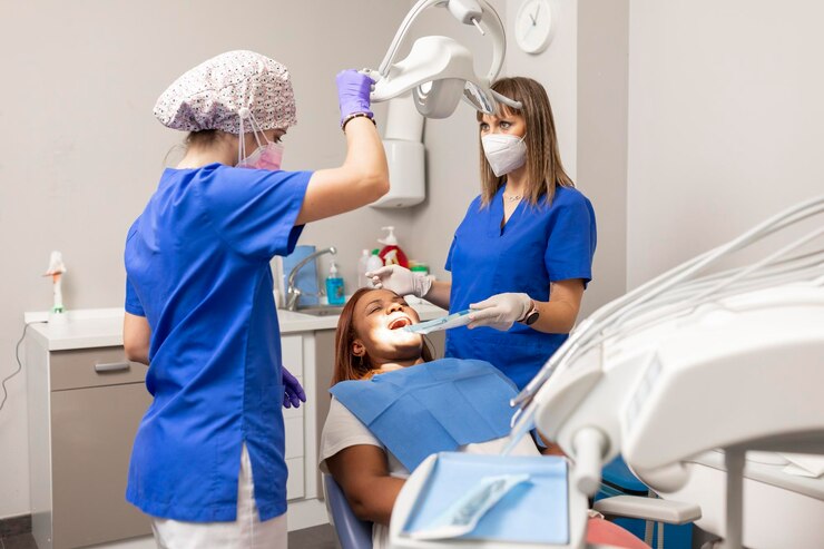 Things to check before going to a dental center