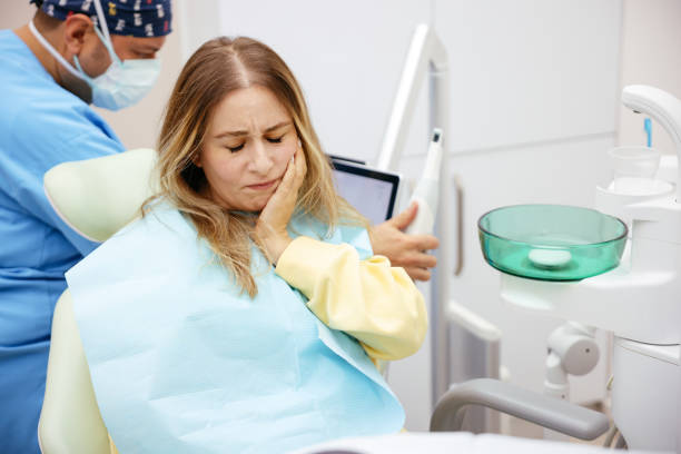 Emergency Dental Care: When to Contact Your Dentist
