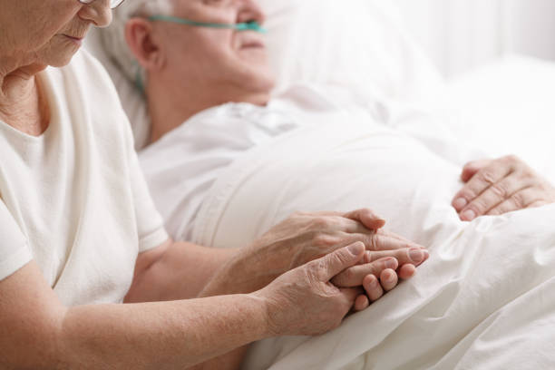 WHEN SHOULD YOU CONSIDER HOSPICE?